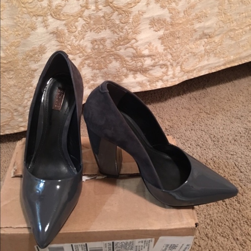 Brand new heels - Picture 2 of 4